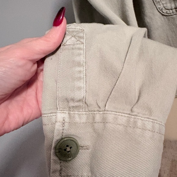 American Eagle Outfitters Women's Cropped Utility Jacket in Green - Picture 3 of 7